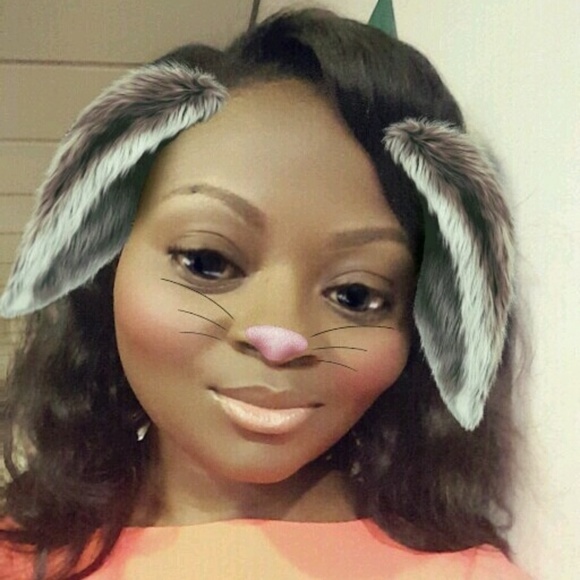 Meet Your Posher - Picture 2 of 2